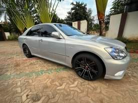 A picture of Toyota Crown