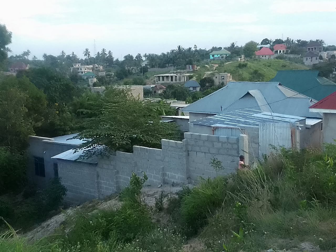 A picture of Commercial house for sell