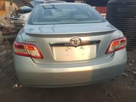 A picture of 2008 Toyota Camry use by a woman first body Untampered