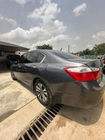A picture of Honda Accord 013