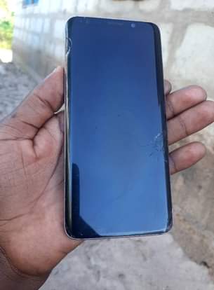 A picture of Samsung Galaxy s9 krek kdg gb64 ram4 net4g