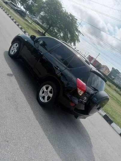 A picture of Super clean 08 RAV4 but brand new full option thumb