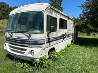A picture of GOOD engine and parts RV