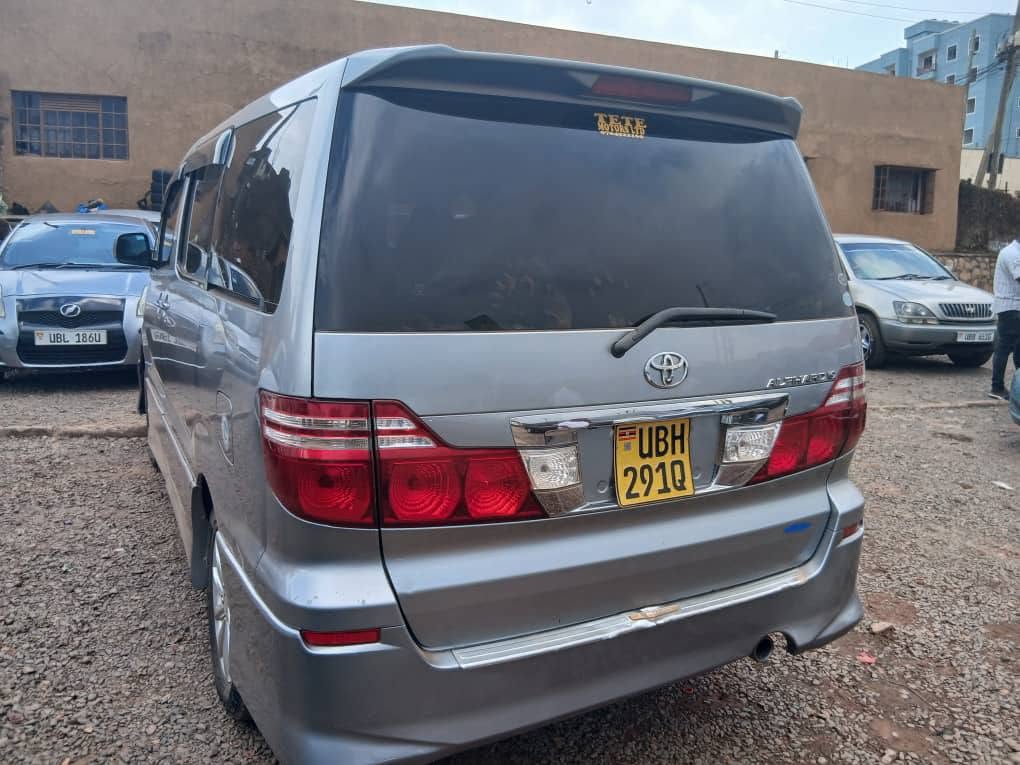 A picture of TOYOTA ALPHARD UBH YEAR 2007 ITS A BUY AND DRIVE