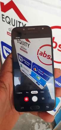 A picture of Samsung galaxy j7pro with 32gb o. Sell 190k in banda