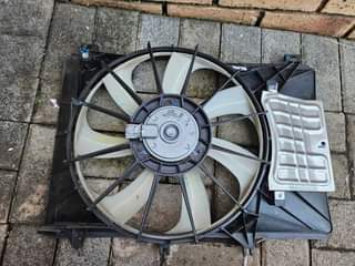 A picture of Suzuki Swift Radiator Fan New shape