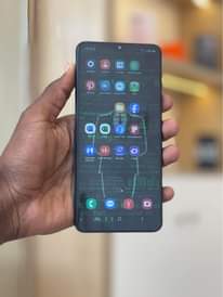 A picture of Samsung a12 O6I2O4IO5O