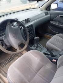 A picture of 2000 Toyota Camry Pencil light