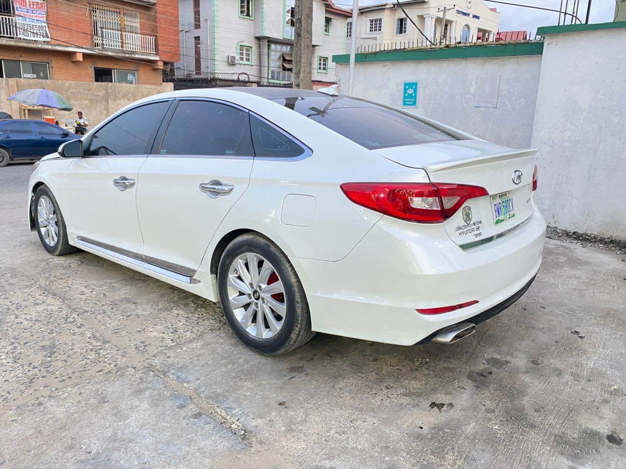 A picture of 2016 Hyundai Sonata sport
