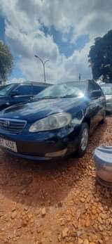 A picture of Toyota altis UGX 15 000 000
