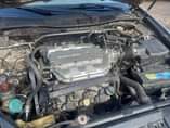 A picture of 010 Honda accord