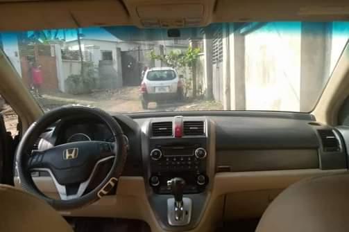 A picture of Used Black Honda CRV 2009.