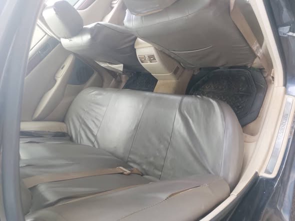 A picture of Lexus es330 2006 model