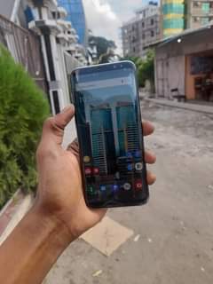 A picture of Samsung s8 plus Intenal gb64 Ram gb4 V10 Bei 180