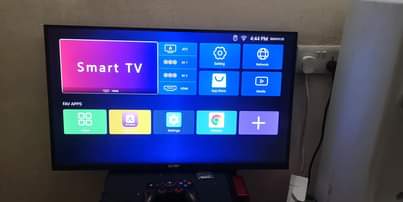 A picture of Nauza TV inch 32 smart tv laki mbili na arubaini