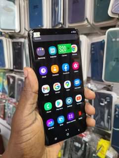 A picture of Samsung Galaxy S20 Ultra..5G..128gb..12gb..1.2m...5000mAh.. Clear camera..please call 0758206953