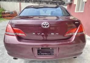 A picture of 08 Toyota Avalon 08033491003