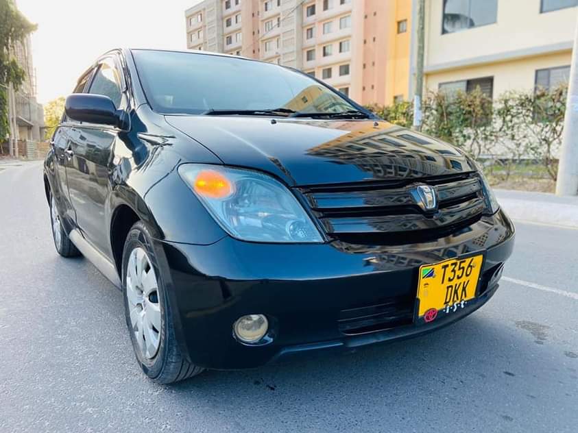 used toyota ist