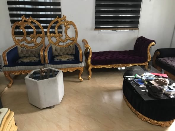 A picture of Complete set of royal furniture