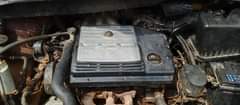 A picture of Toyota sienna engine and
