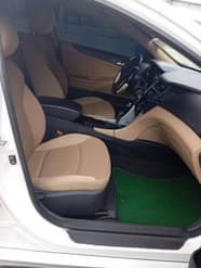 A picture of SMARTAUTOS BELGIUM GRADE HYUNDAI SONATA 2013 MODEL Panoramic roof Engine