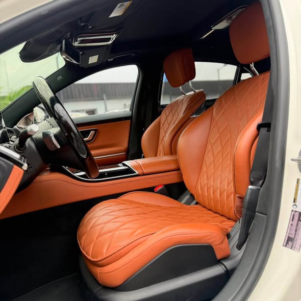 A picture of 2024 Mercedes Benz S Class