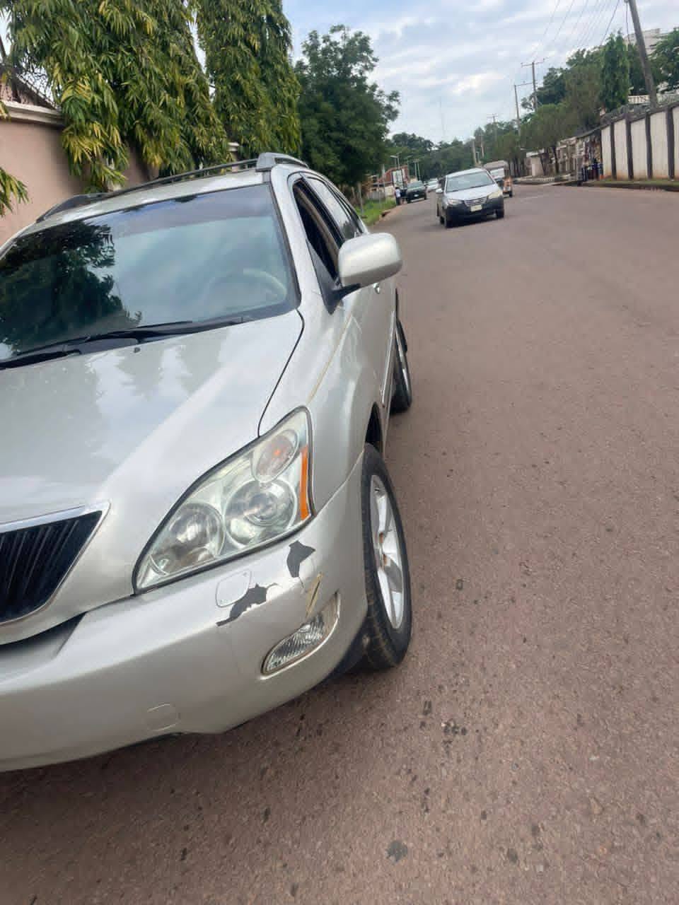 A picture of REGISTERED MAKE LEXUS MODEL RX330 YEAR 2008 CONDITION V6 ENGINE
