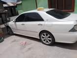 A picture of Toyota Crown Athlete