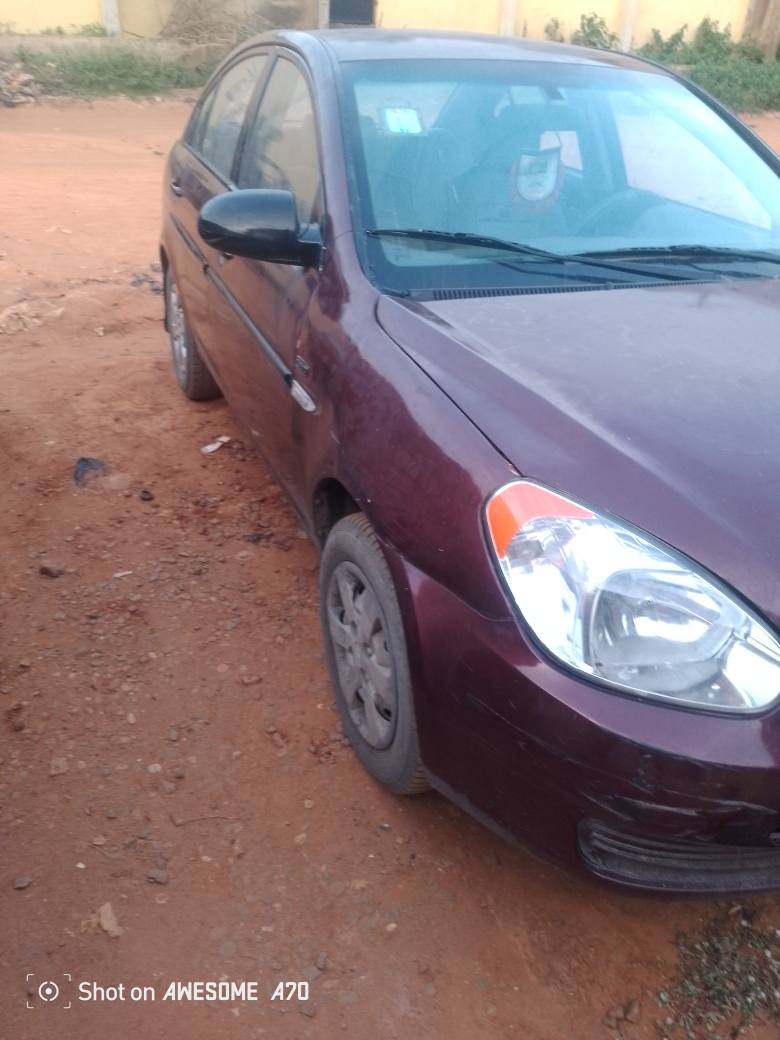 A picture of Hyundai accent 2008model