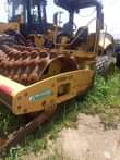 A picture of 2000 Trucks and tractors 2000
