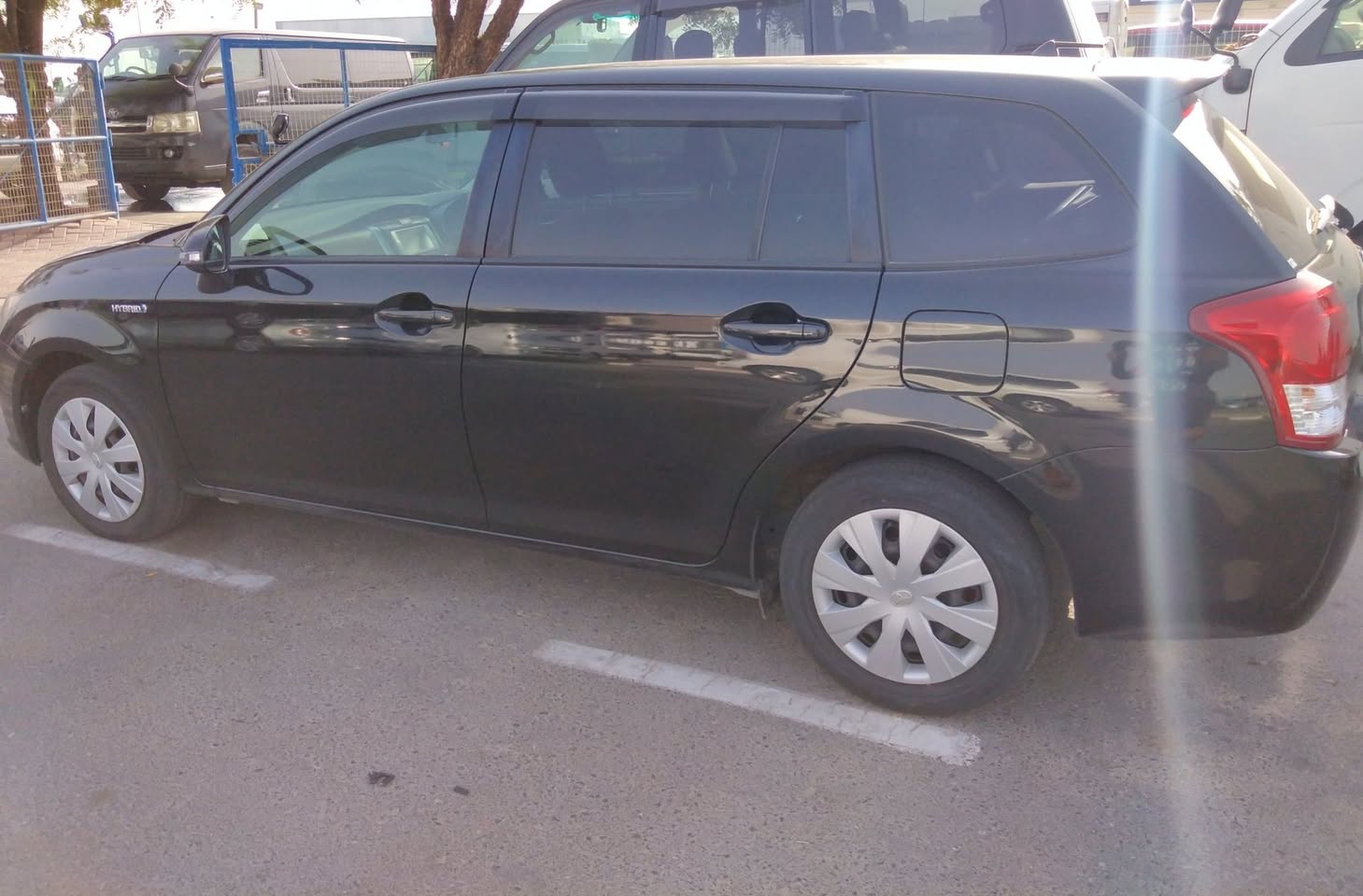 A picture of TOYOTA FIELDER HYBRID