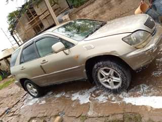 used toyota harrier