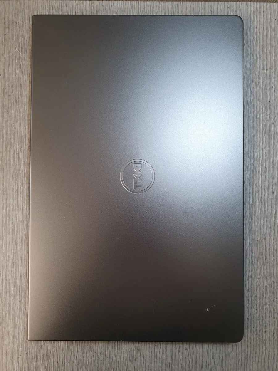 A picture of Dell vostro core i5