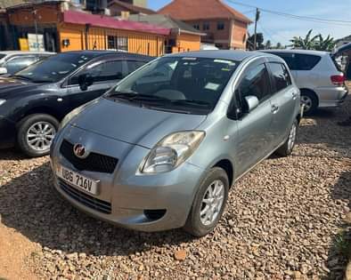 A picture of VITZ FOR SALE AT UGX 18 MILLION NEGOTIABLE.