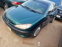 A picture of Peugeot 206 manual 4 sale Clean body and interior Sound
