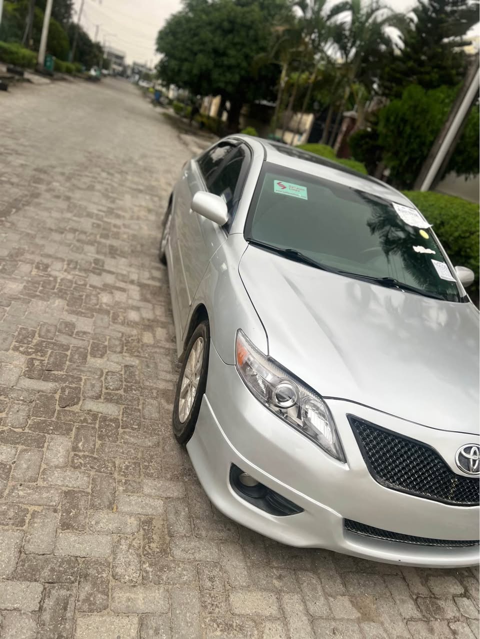 A picture of Foreign used Toyota Camry SE 2010 model. .... total accident