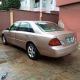 A picture of 01 Toyota Avalon