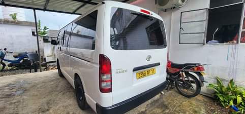 used toyota hiace