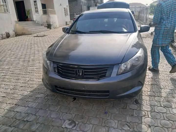 A picture of Dealers deal Honda Accord 2009 Engine 80 Gear 100 AC