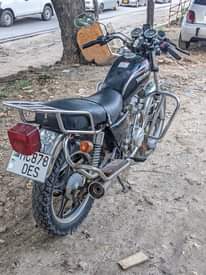 A picture of Haojue cc 125
