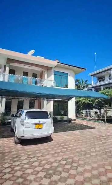 A picture of HOUSE FOR SALE