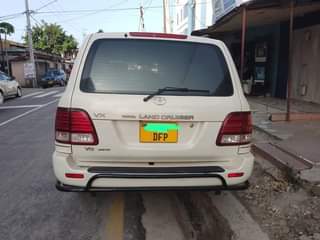 A picture of Land cruiser Amazon