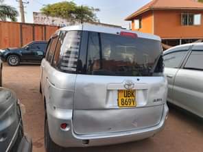 A picture of Sienta UBKat 11m good condition buy and drive call me