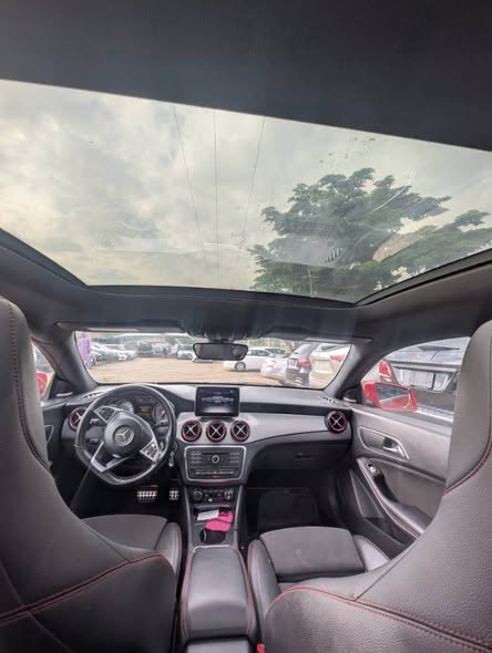 A picture of Mercedes Benz CLA 250