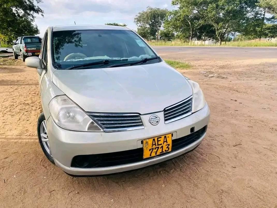 used nissan tiida