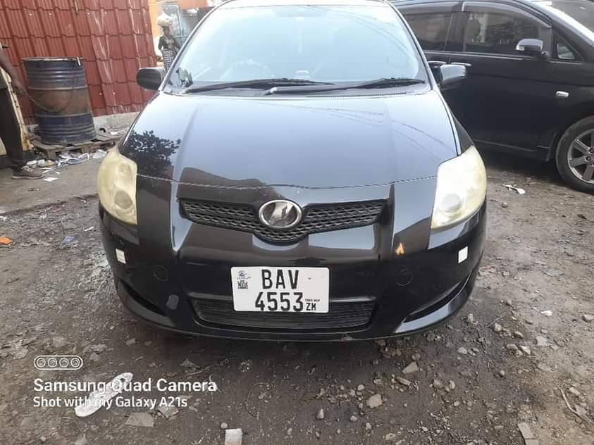 toyota auris