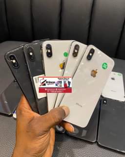 A picture of iphone X