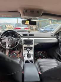 A picture of 2010 Volkswagen Passat with Untempered engine V4 engine AC chilling