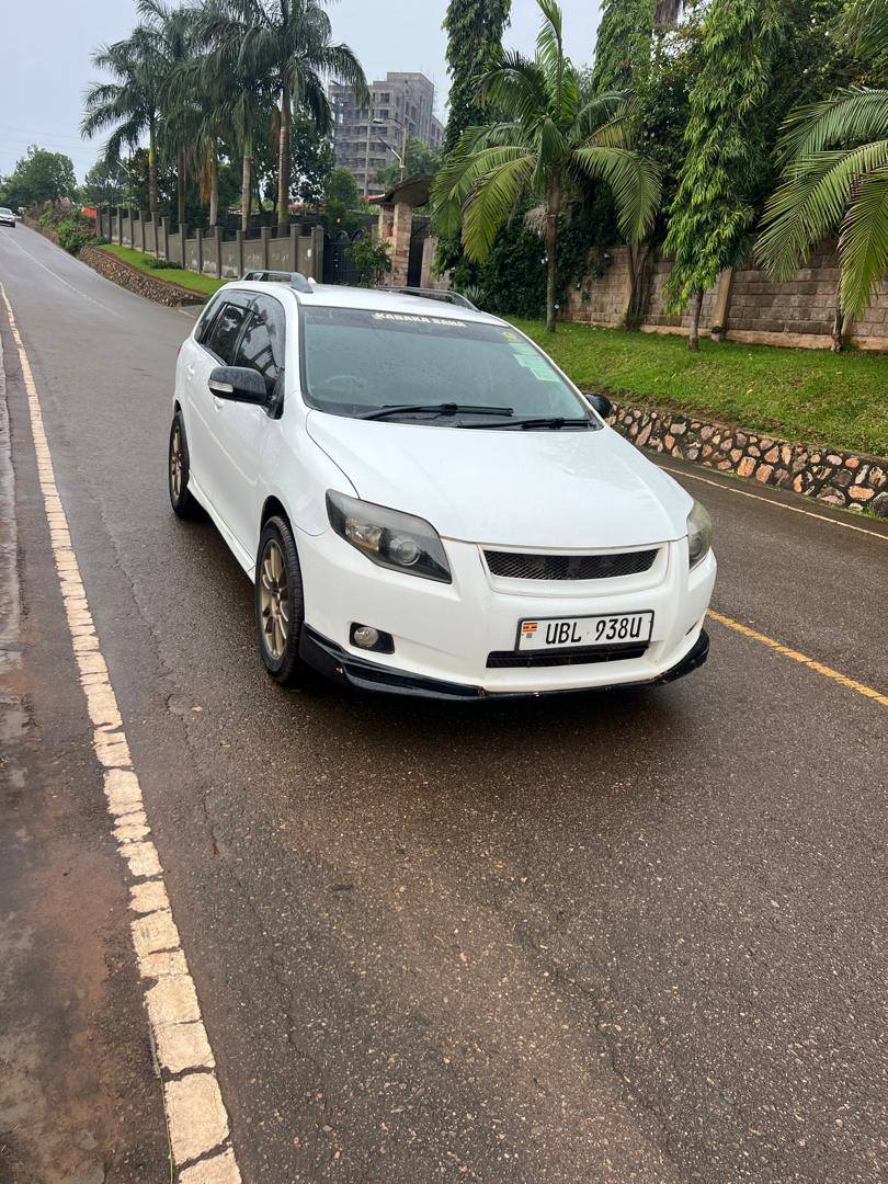 toyota fielder