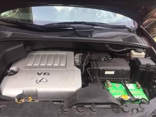 A picture of Neatly used 2005 rx330